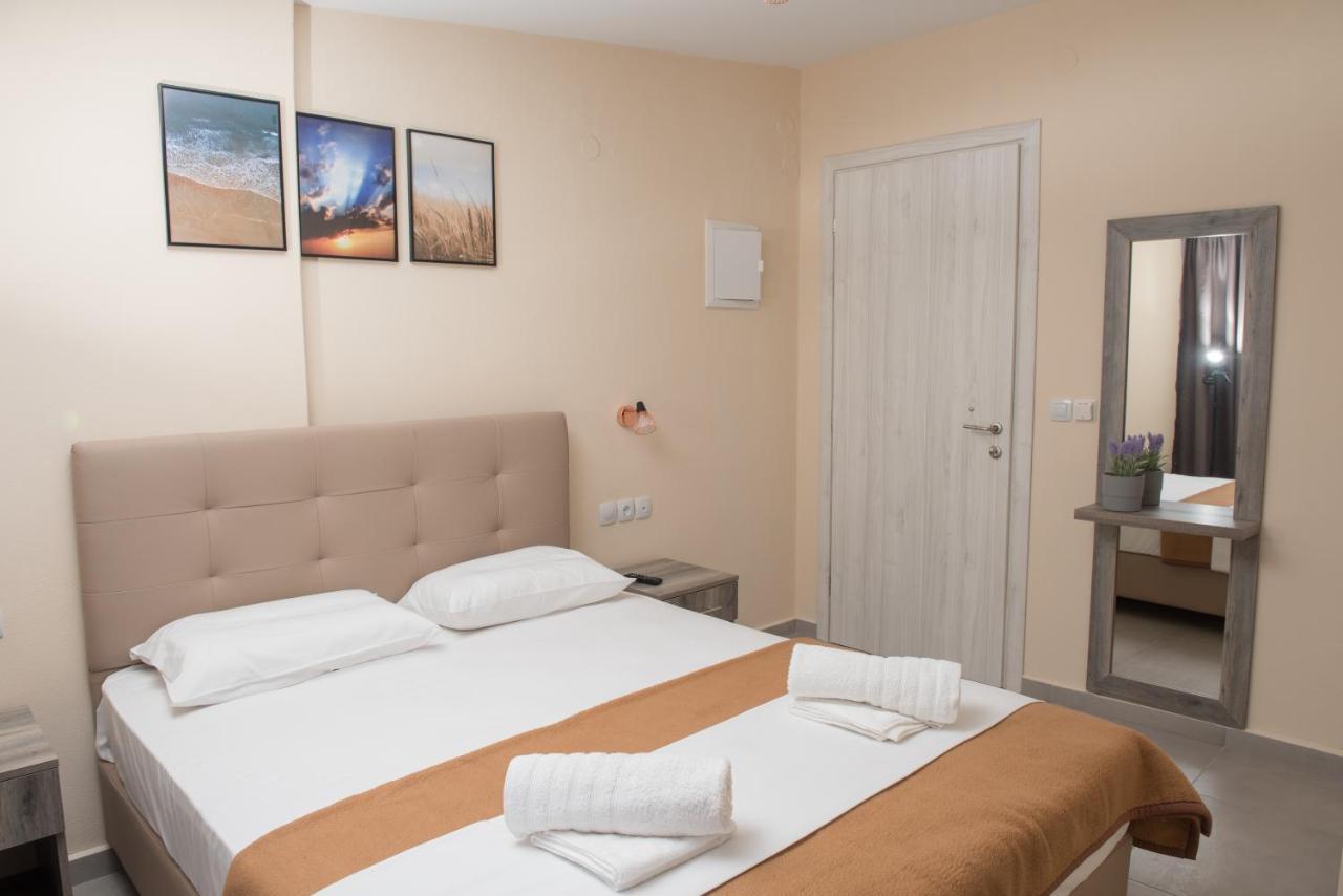 Ino Luxury Rooms Paralía エクステリア 写真