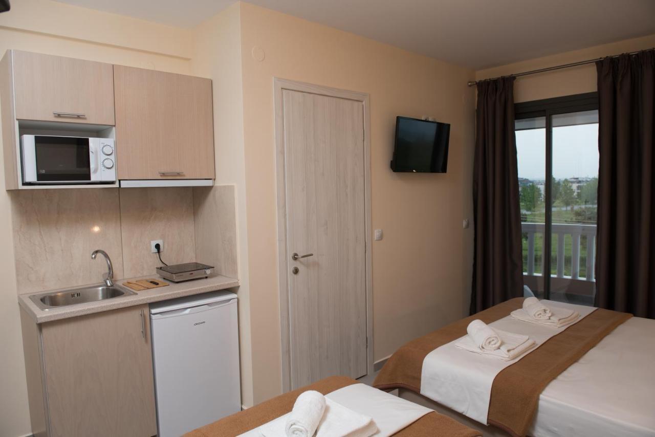 Ino Luxury Rooms Paralía エクステリア 写真